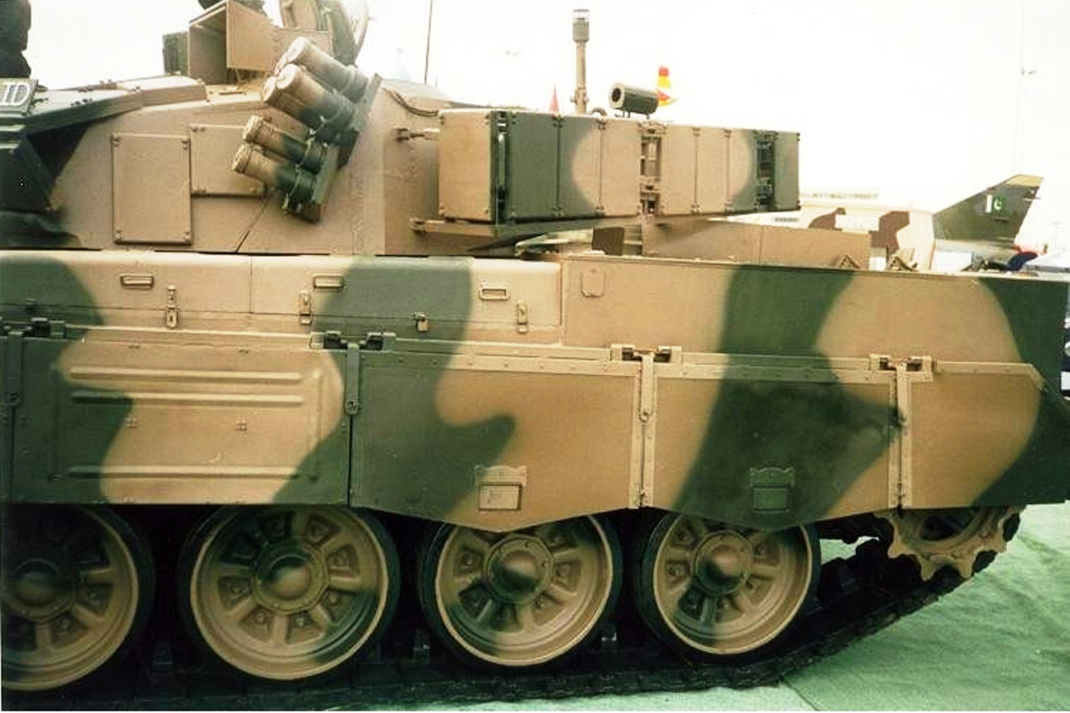 AK with ERA installed at side and top of Turret.jpg