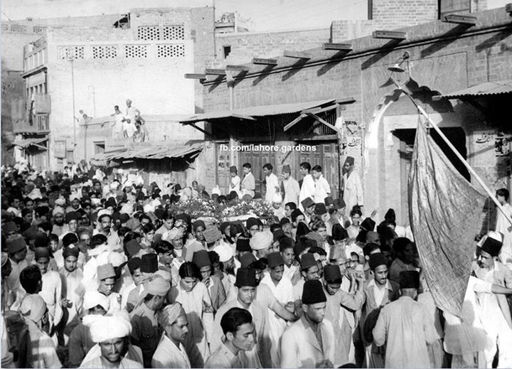 April 21, 1938 - Funeral Procession of Sir Allama Muhammad Iqbal, Lahore.jpg