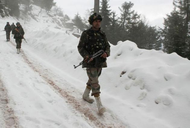 Army-Jawans-in-Kashmir.jpeg