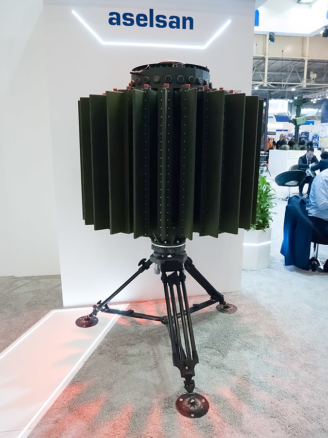 Aselsan_counter-battery_radar,_Kyiv_2018,_07.jpg