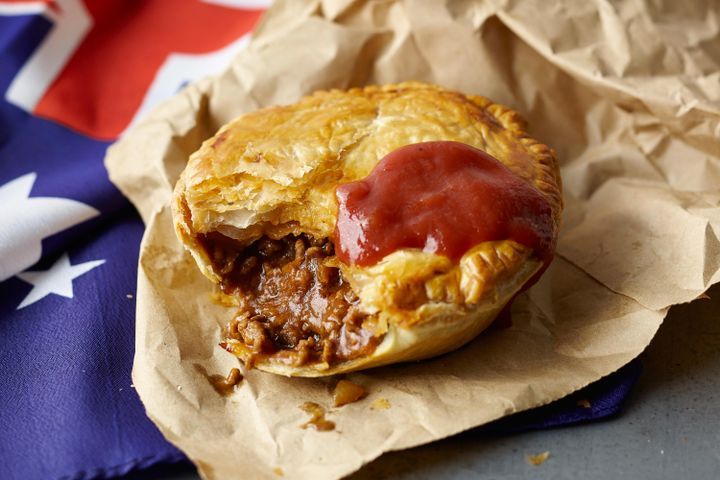 aussie-meat-pies-16289-1.jpg