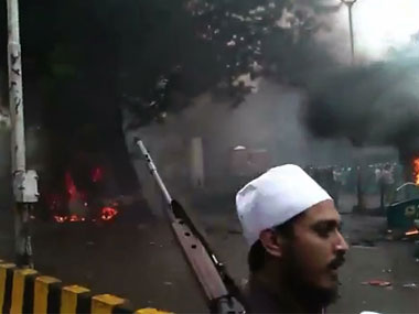 azad-maidan-violence1.jpg