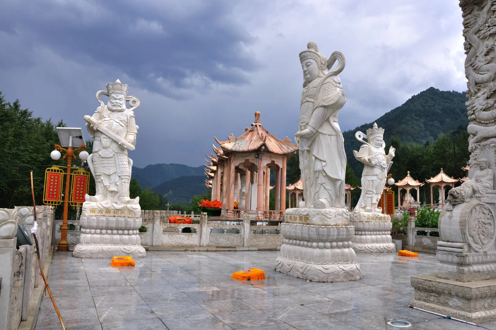 Baiyun temple.jpeg