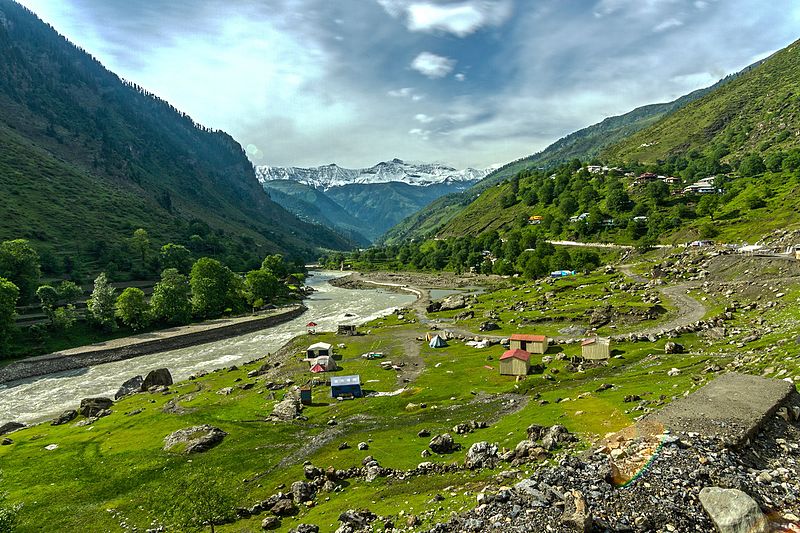 Beautiful_Kaghan_Valley_Pakistan.jpg