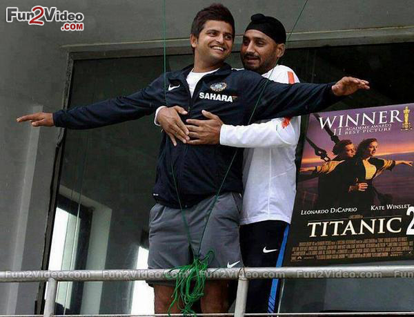 bhajji-raina-titanic-pose-funny.jpg
