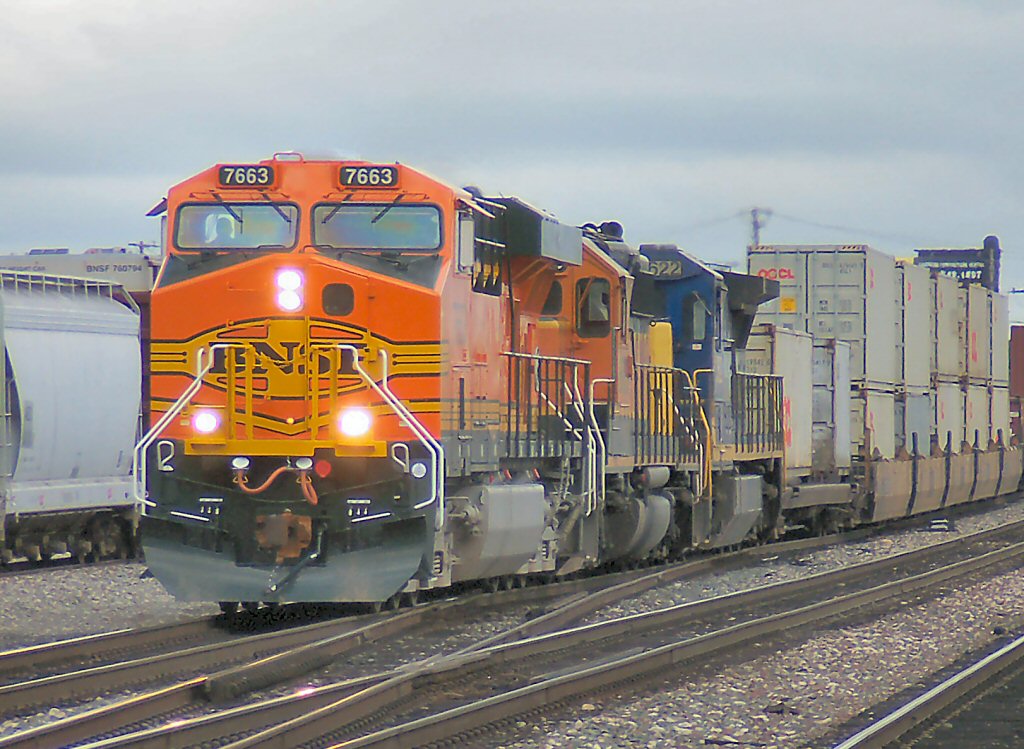 BNSF_7663.jpg