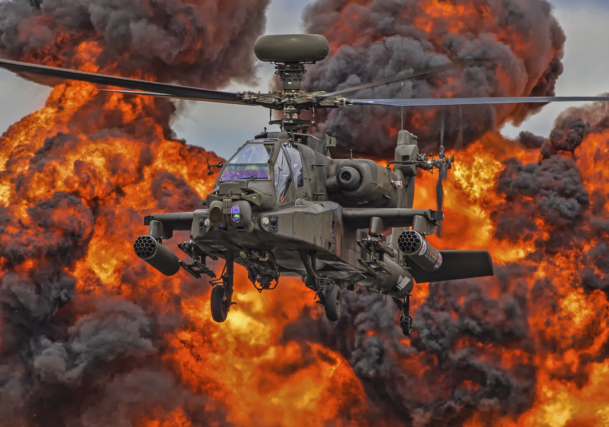 boeing-ah-64-apache-4016x2818-attack-helicopter-gunship-4k-8387.jpg