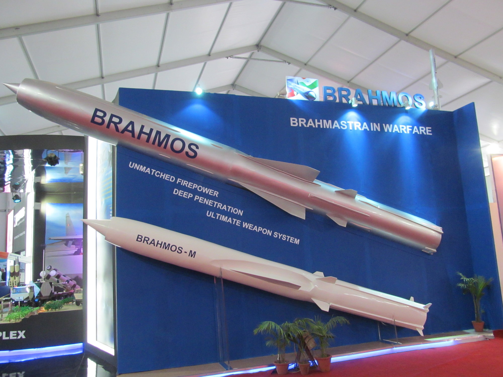 Brahmos_and_Brahmos-M_size_comparison (1).JPG