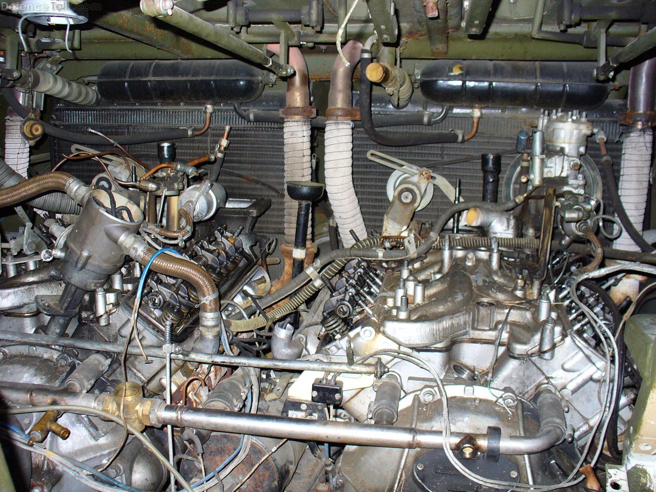 BTR-70_engine.jpg