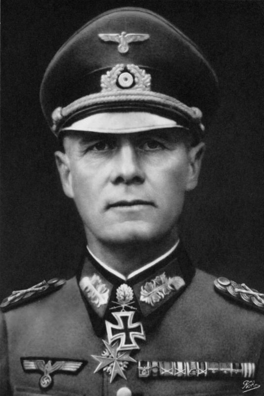 Bundesarchiv_Bild_146-1985-013-07,_Erwin_Rommel.jpg