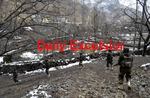 Cherhar-forest-area-search-operation-continue-PHOTO-BY-AABID-NABI-4-copy.jpeg