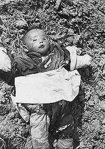 Child_killed_in_Nanking_massacre.jpg