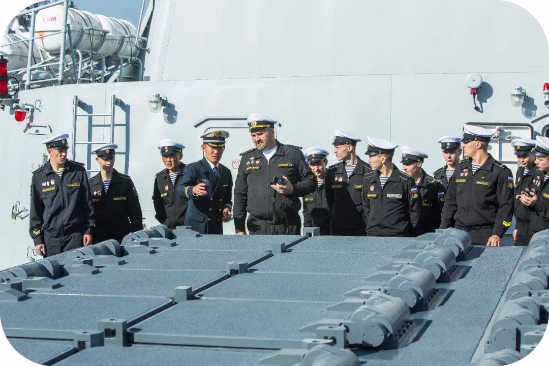 Chinese destroyer 117 Xining at Qingdao port in late Oct 2018.jpeg