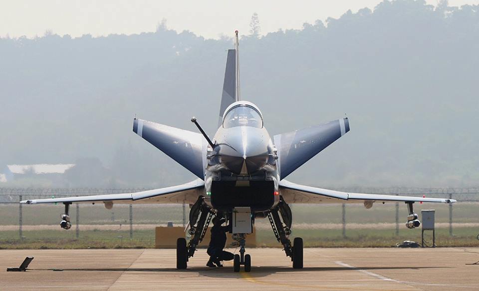 #Chinese J-10AY from August 1st aerobatic team.jpg