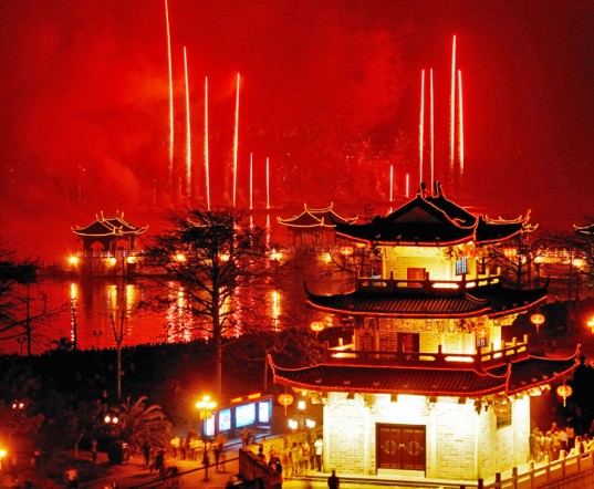 chinese-new-year-fireworks-lead-537x442.jpg