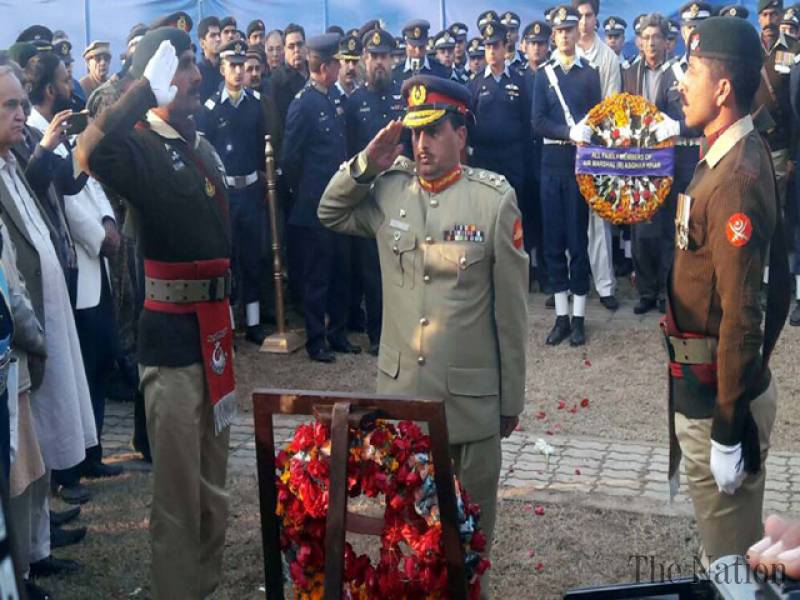 civil-and-military-leaders-attended-the-funeral-of-air-marshal-asghar-khan-1515271126-4674.jpg
