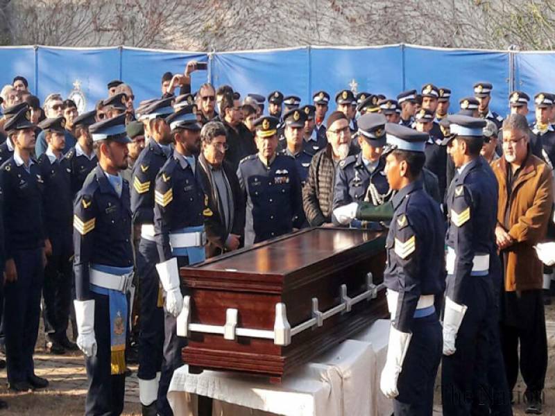 civil-and-military-leaders-attended-the-funeral-of-air-marshal-asghar-khan-1515271146-5703.jpg