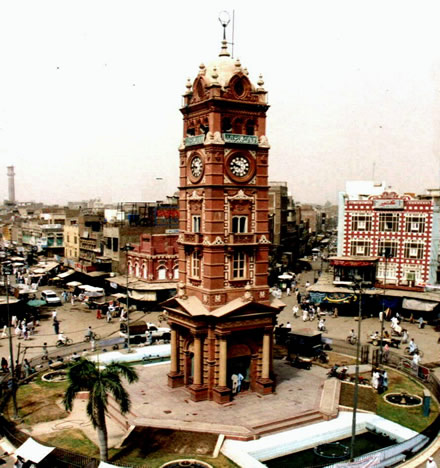 Clock_tower_faisalabad.jpg