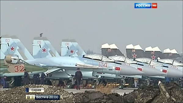 Close up of the newly arived Russian SU-35 S to the Latakia air base.png