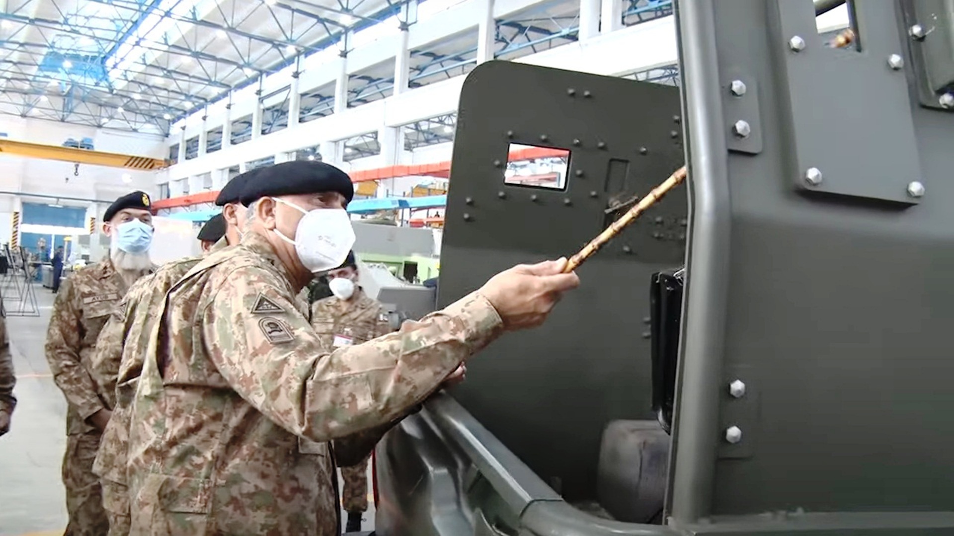 COAS Visited Heavy Industry Taxila - 9 Nov 2021[unknown vehicle]-e.jpg