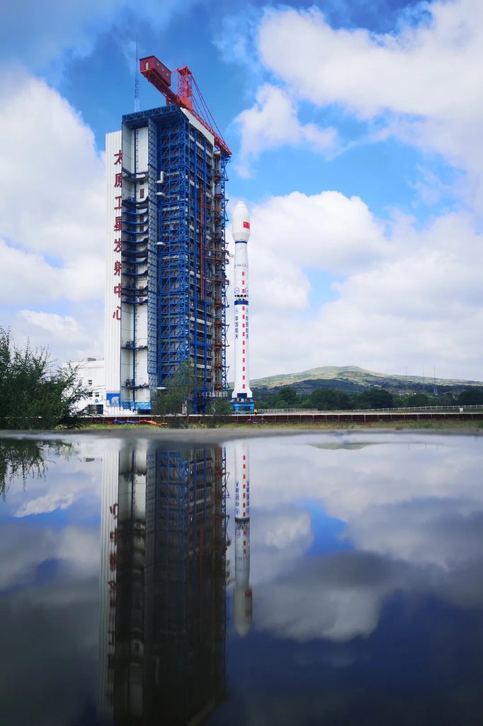 CZ-4B rocket takes off at Taiyuan SLC, Shanxi 20200907.jpg