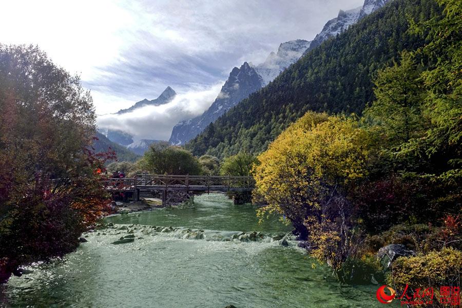 Daocheng.Yading,Ganzi.Sichuan.2.jpg