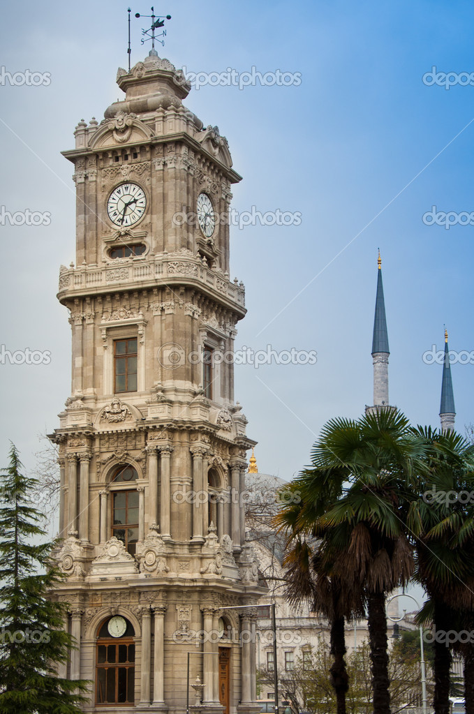 depositphotos_18088023-stock-photo-clock-tower-dolmabahce-palace-in.jpg