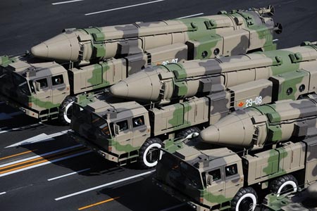 DF-21D-with-launchers.2.jpg