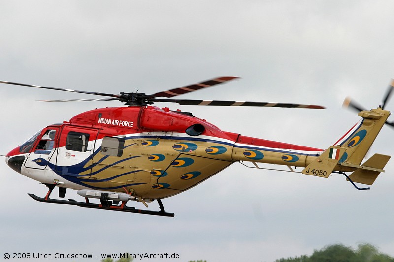 Dhruv-ALH_RIAT2008_206_800.jpg