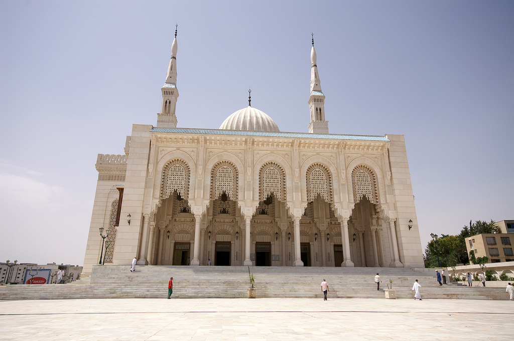 Emir-Abdelkader-mosque-of-Constantine-Algeria.jpg