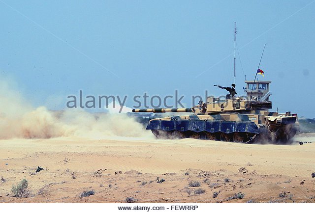 epa000276958-pakistani-tank-al-khalid-fires-during-during-a-performance-fewrrp.jpg