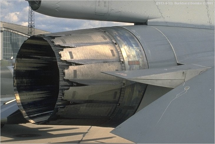 F-16 P&W Nozzle.jpg
