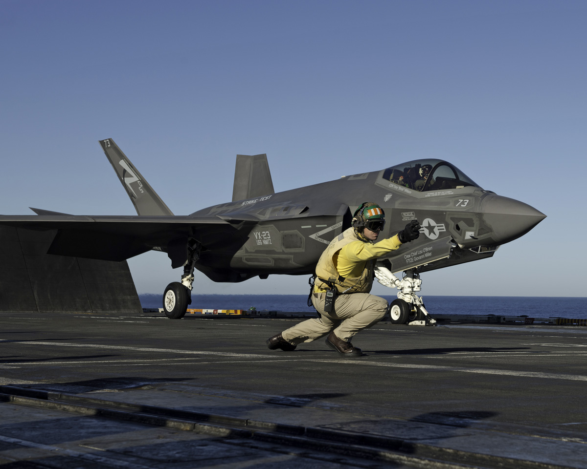 f-35c_cf-3_nimitz_20141106_6783.jpg