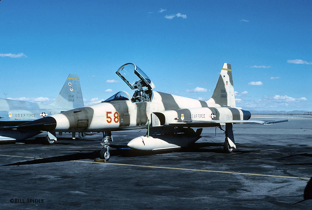 f-5e_74-1558_19800119.jpg