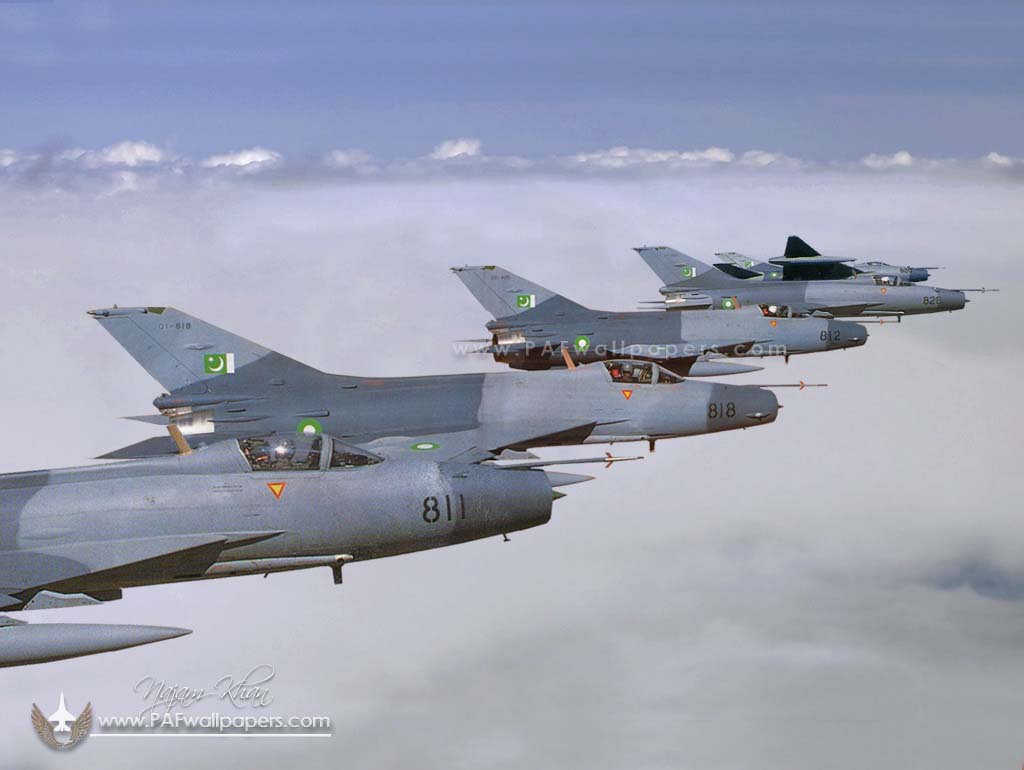 F-7PGs-5Ship-formation.jpg