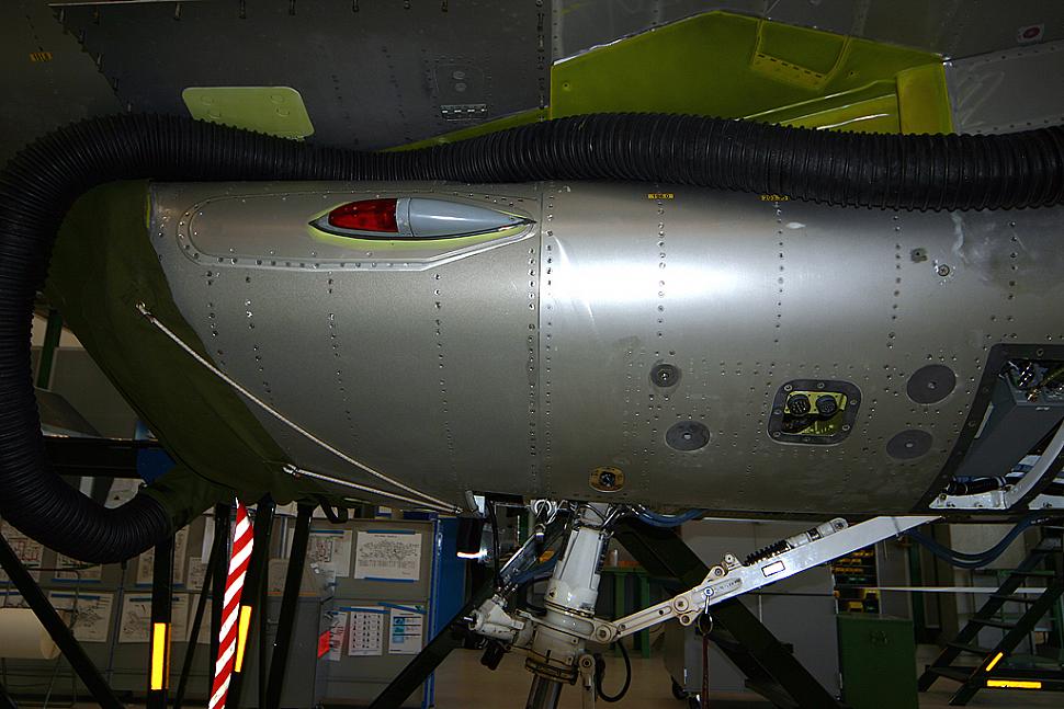 f16 pod attachment.jpg