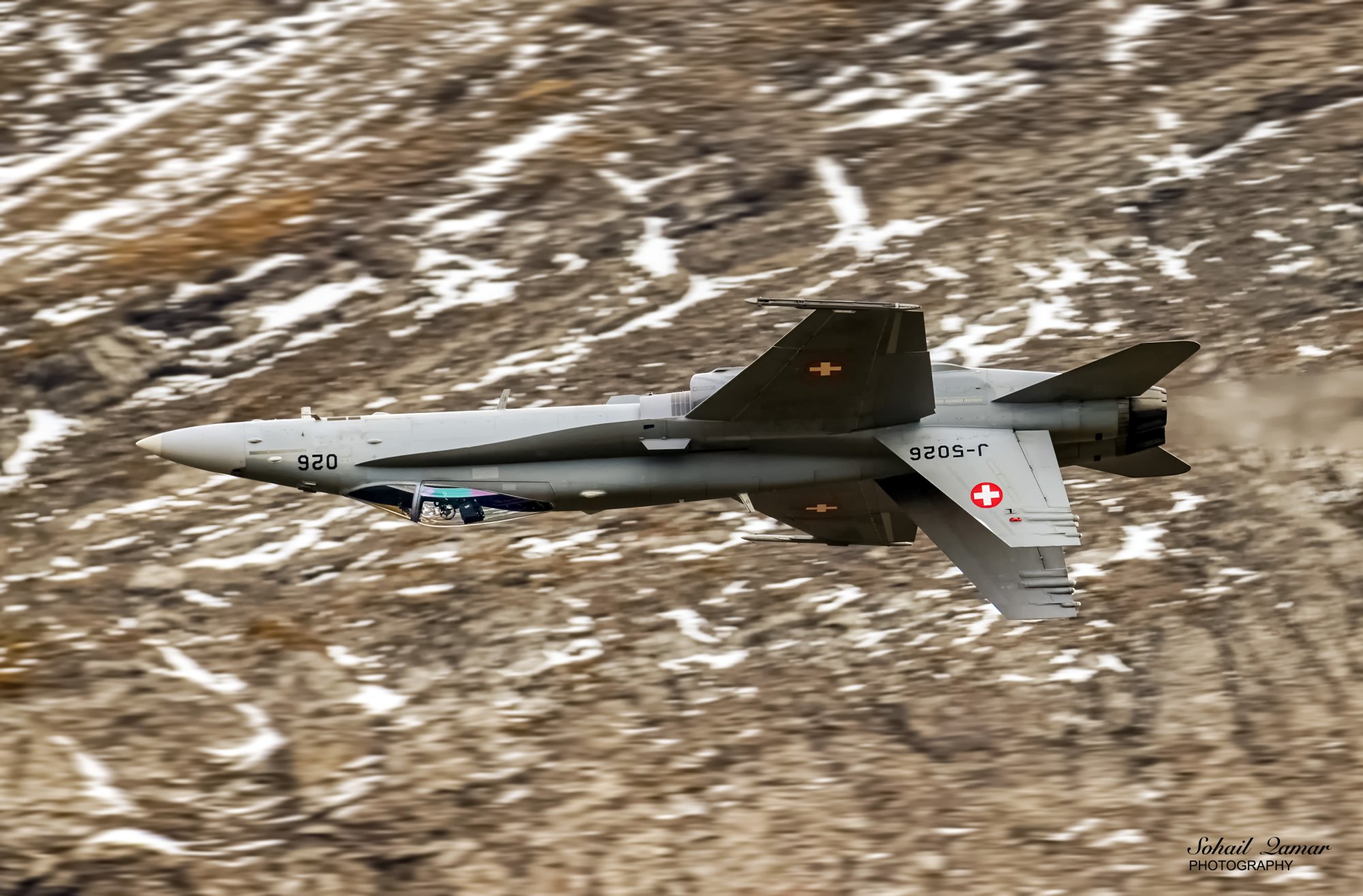 F18C-0665.jpg