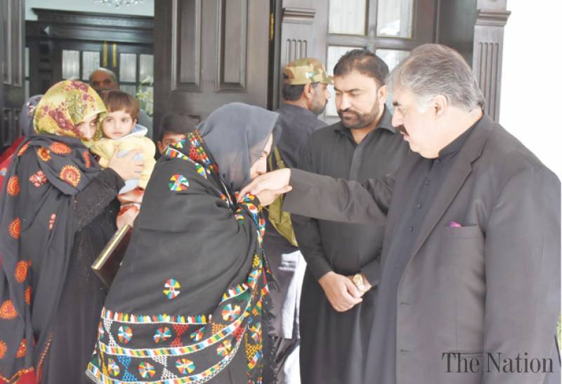 families-of-baloch-militant-leaders-freed-1509749313-2534.jpg