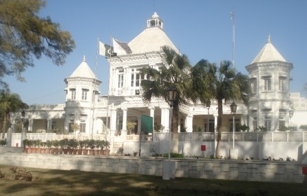 Fatima-Jinnah-University-Rawalpindi.jpg
