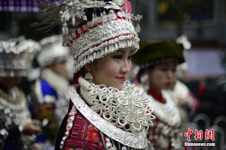 Fenghuang,Hunan.Miao.Dress.Festival.2.jpg