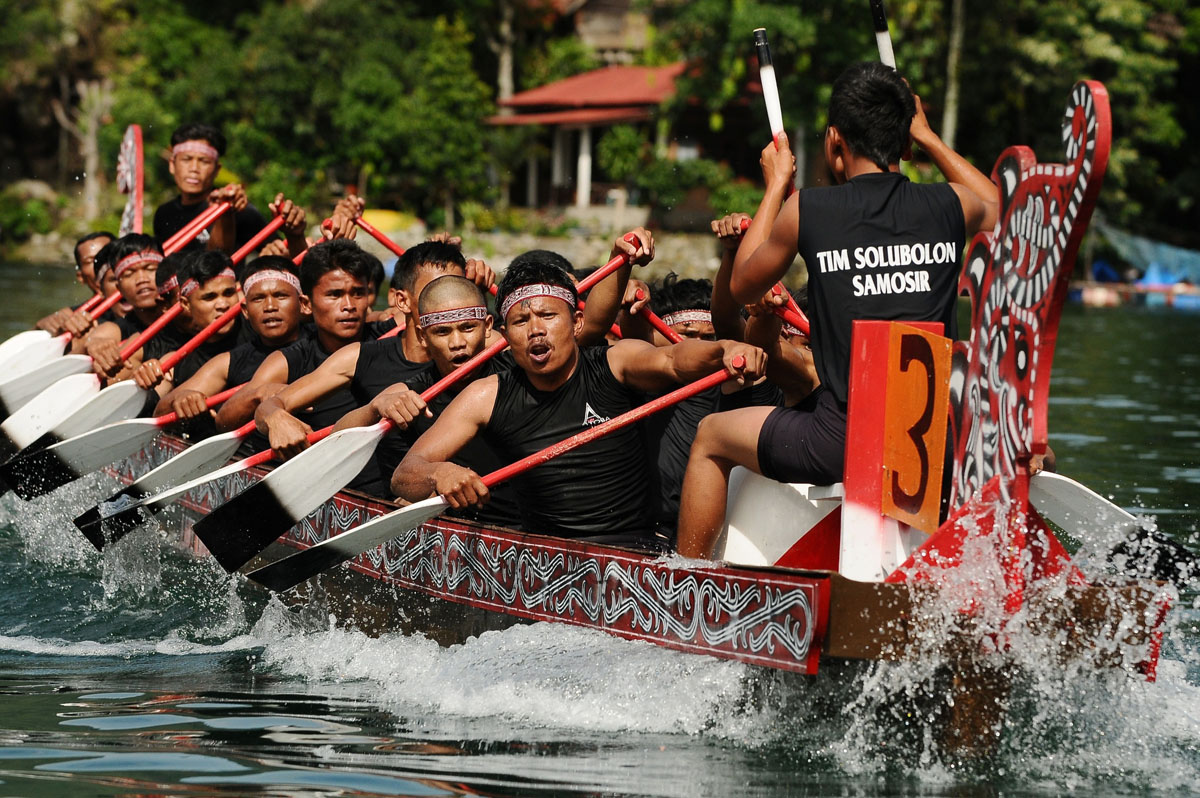 Festival-Danau-Toba-2014-2.jpg