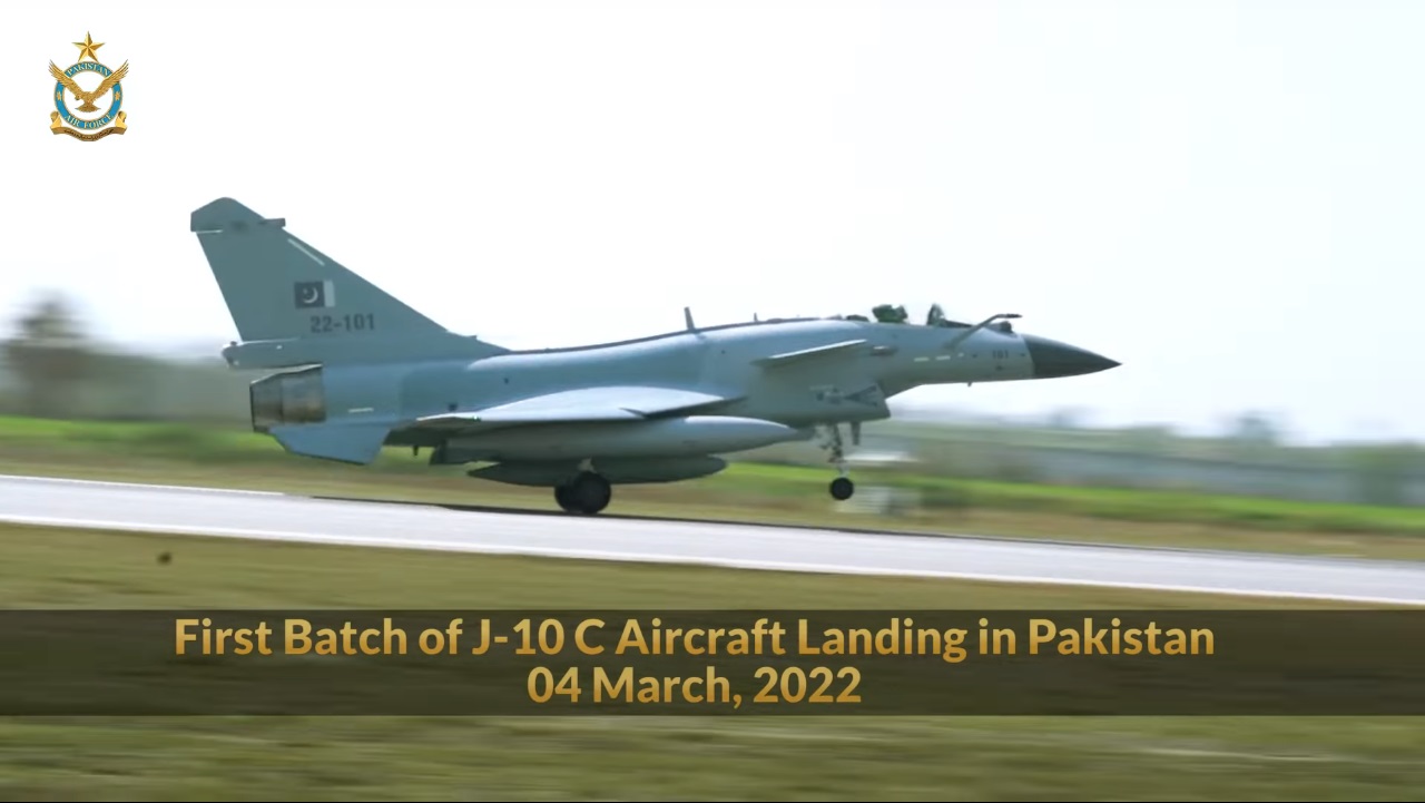 First Batch of J-10 Landing in Pakistan 4th March, 2022[0].jpg