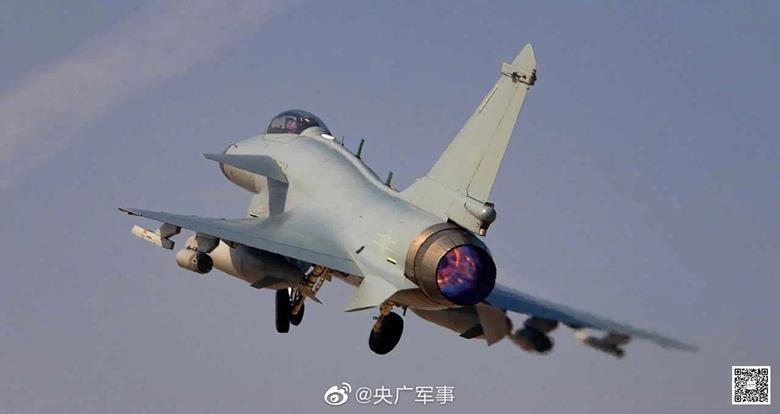 first clear image of an operational J-10C with a WS-10 engine 79256_ws10j10_853190.jpeg