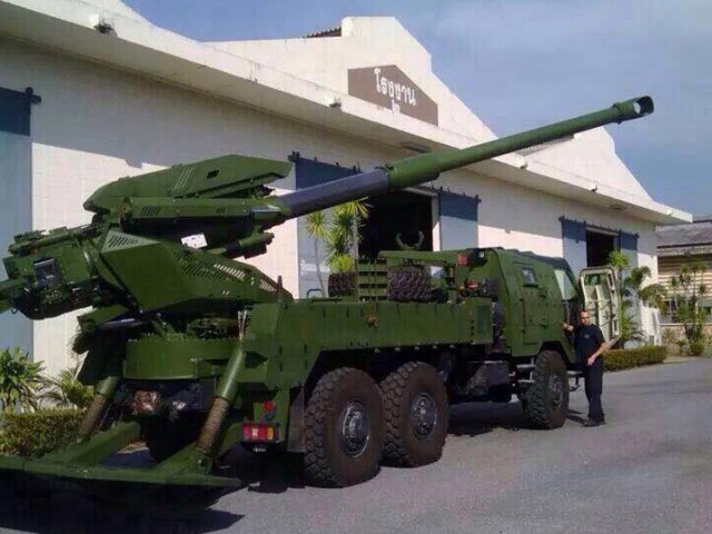 First_Elbit_Systems_ATMOS_155mm_Self-Propelled_Gun_Arrived_to_Thailand_640_001.jpg