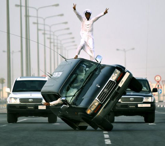 funny-arab-guys-car-stunt[1].jpg