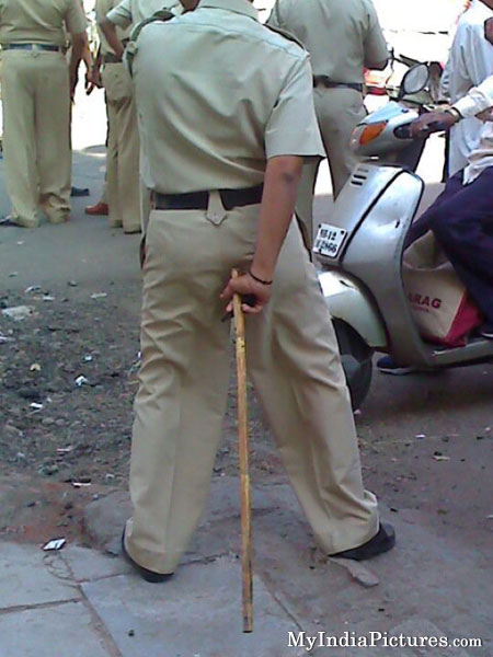 funny-indian-police.jpg