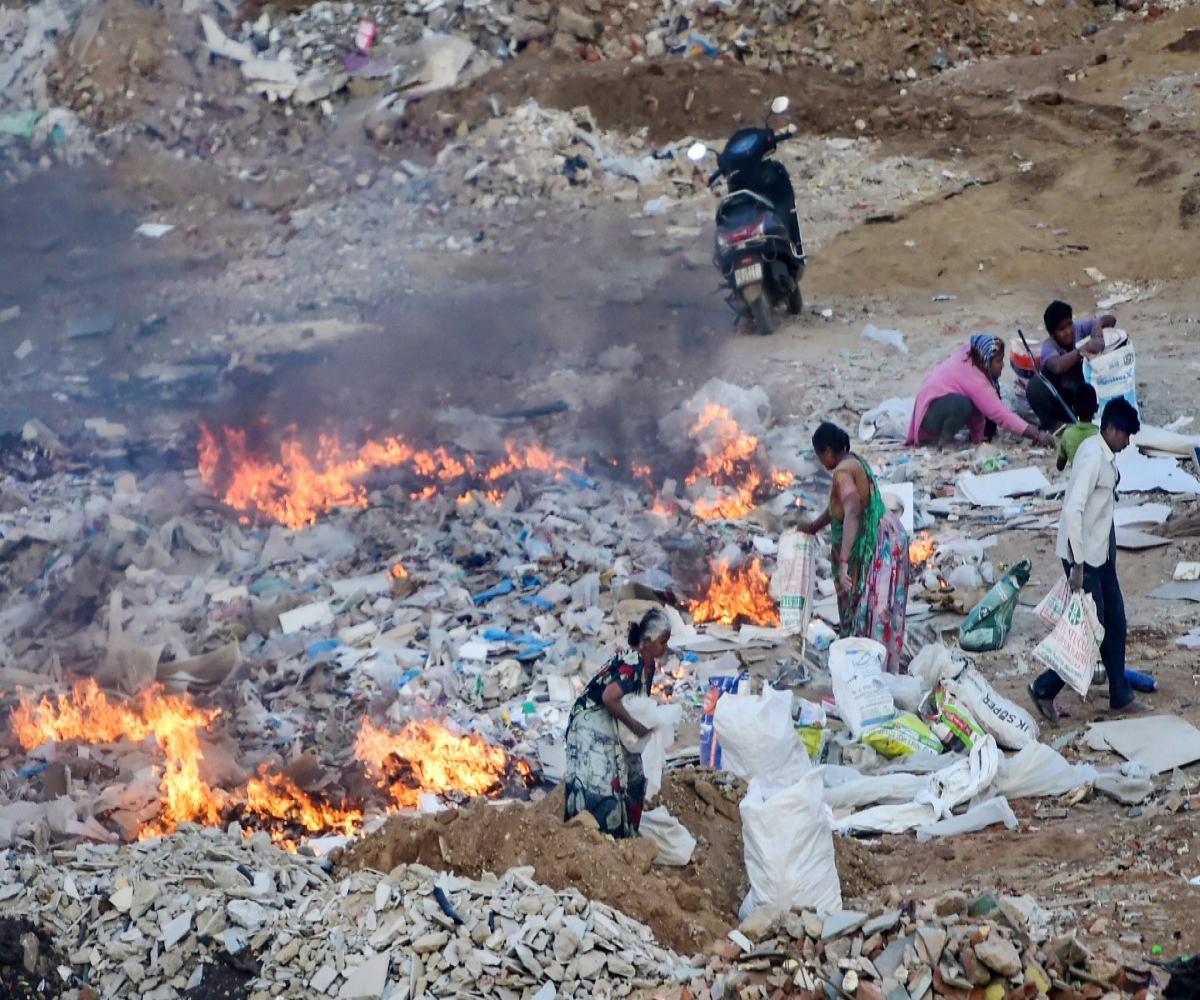 Garbage-Burning-RepImage-PTI-1200x800.jpg