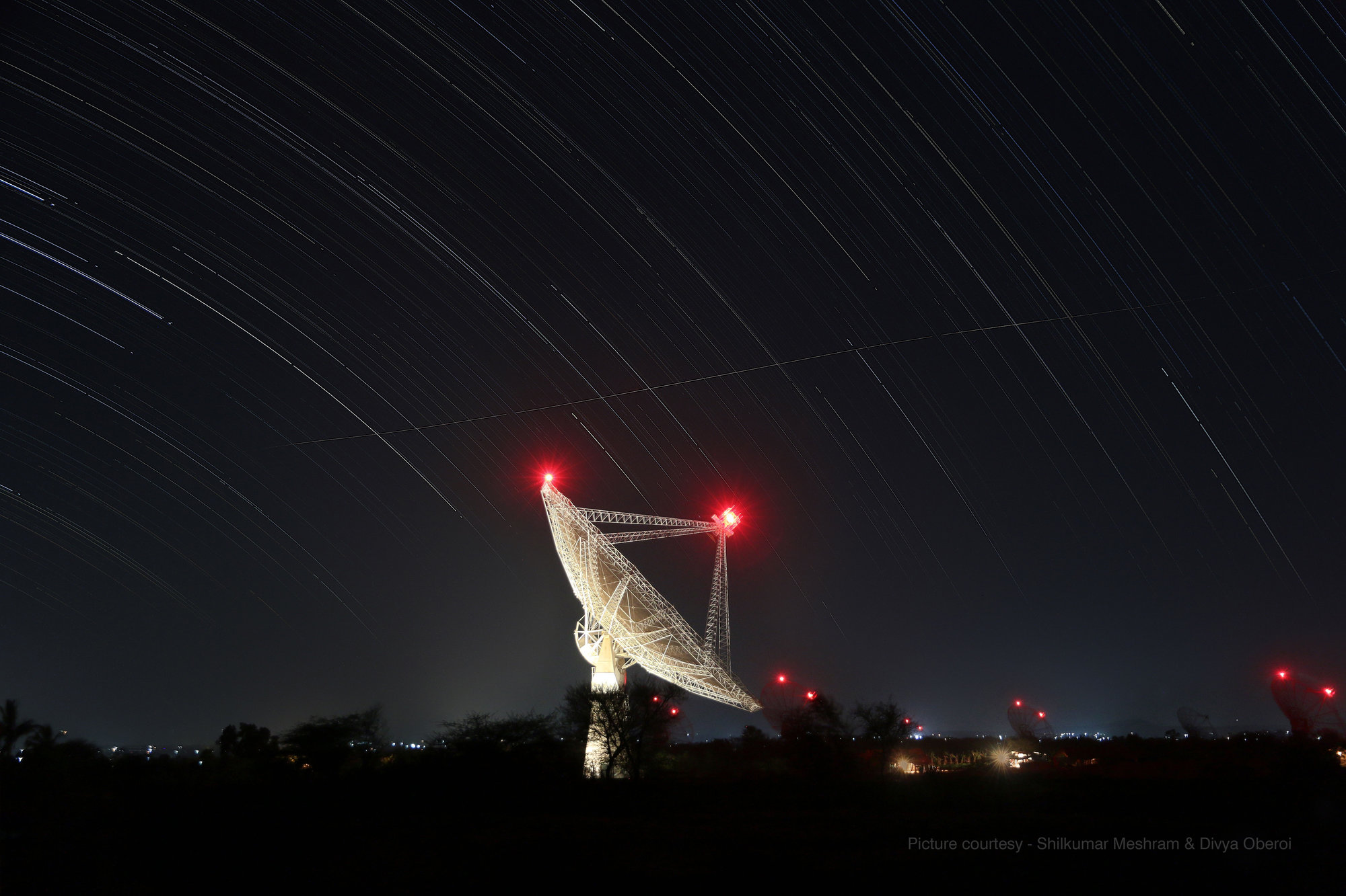 gmrt_star-trails-v1-Copyright.jpg