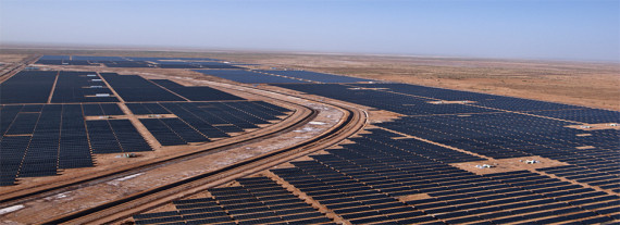 Gujarat-Solar-Park-570x207.jpg