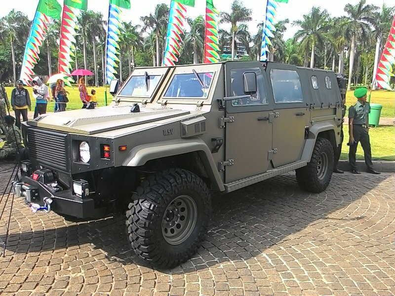 harga-spesifikasi-ilsv-indonesian-light-strike-vehicle.png